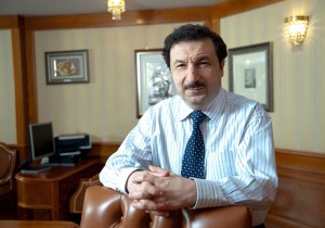 Владимир Мау записал видеообращение к студентам и преподавателям