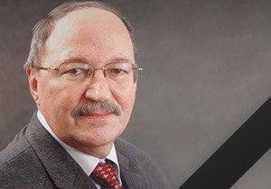 Ушел из жизни основатель и первый декан Факультета международных отношений Юрий Полохало