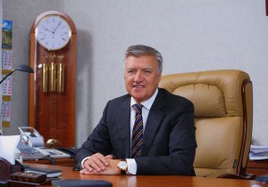 Новогоднее поздравление директора СЗИУ РАНХиГС Владимира Шамахова