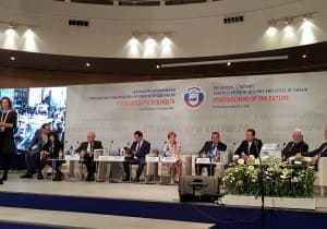 Студенты СЗИУ приняли участие в ежегодном форуме стратегов
