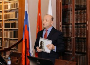 В СЗИУ РАНХиГС состоялась презентация новой книги Владимира Квинта