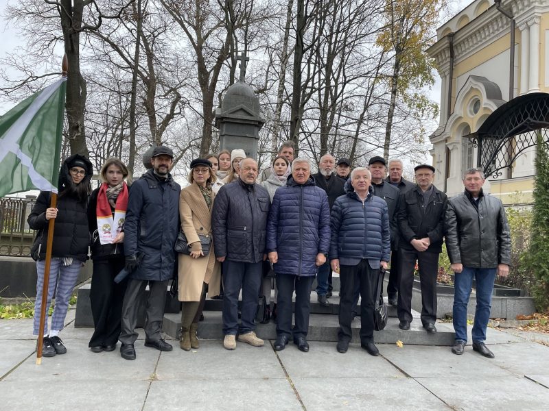 Студенты ФТАБ приняли участие в памятной акции в День Таможенника