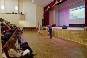 Инна Ветренко прочитала лекцию в Школе юных стратегов Владимира Квинта