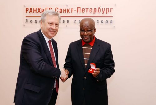 Директор СЗИУ РАНХиГС Андрей Хлутков провёл официальную встречу с Послом ЮАР