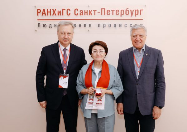 Директор СЗИУ РАНХиГС встретился с проректором по международным связям Кыргызского экономического университета