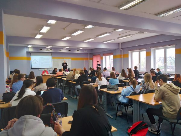 Студенты и преподаватели РАНХиГС Санкт-Петербург приняли участие в конференции «Инженеры смыслов будущего десятилетия»