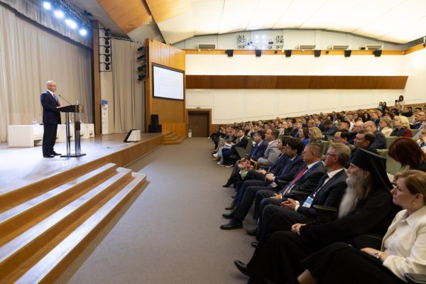 Директор РАНХиГС Санкт-Петербург Андрей Хлутков принял участие в семинаре-совещании руководителей филиалов Госфонда «Защитники Отечества»