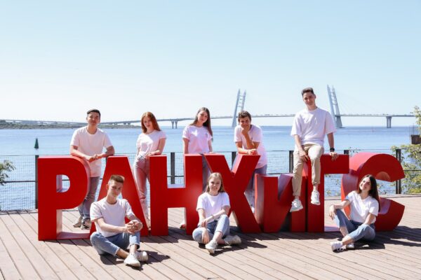 Будущие первокурсники рассказали, почему выбрали РАНХиГС Санкт-Петербург