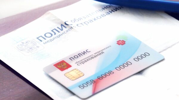Тема дня: Более 1 млн жителей новых регионов получили полисы ОМС