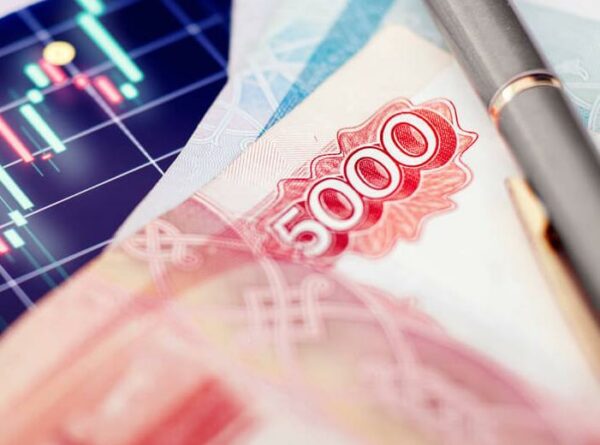 Тема дня: В Минэкономразвития назвали основные факторы роста зарплат в РФ