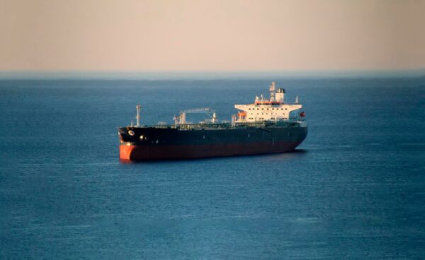Тема дня: Поставки нефти из России в Китай выросли в январе — ноябре на 22%