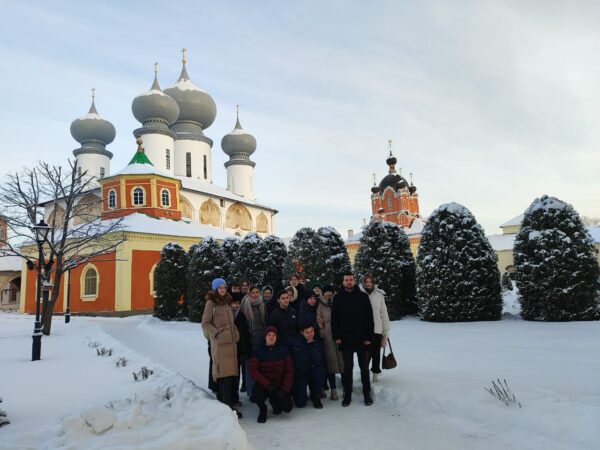 Студенты РАНХиГС Санкт-Петербург побывали с экскурсией в Богородичном Успенском монастыре
