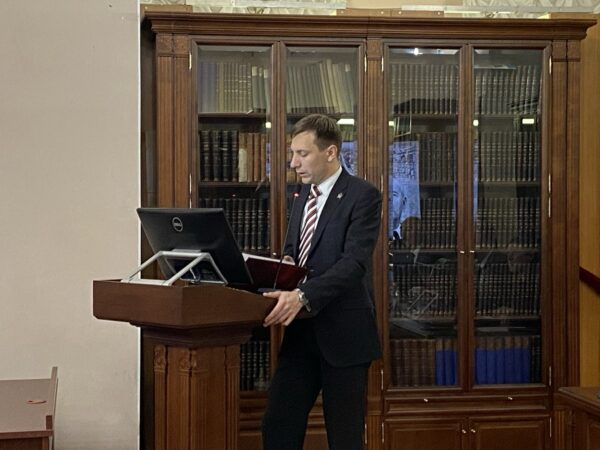 В лучших традициях РАН