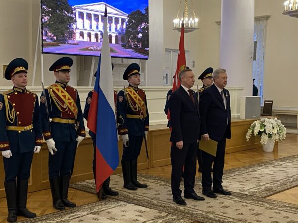 Андрей Хлутков награжден Знаком отличия «За заслуги перед Санкт-Петербургом»