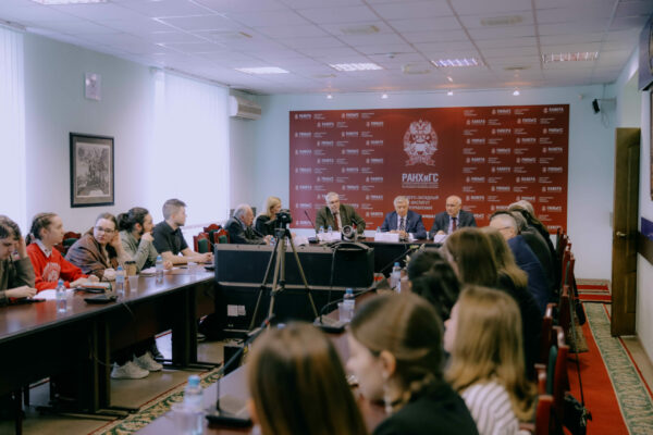 В Президентской академии в Санкт-Петербурге состоялись шестые Косовские чтения