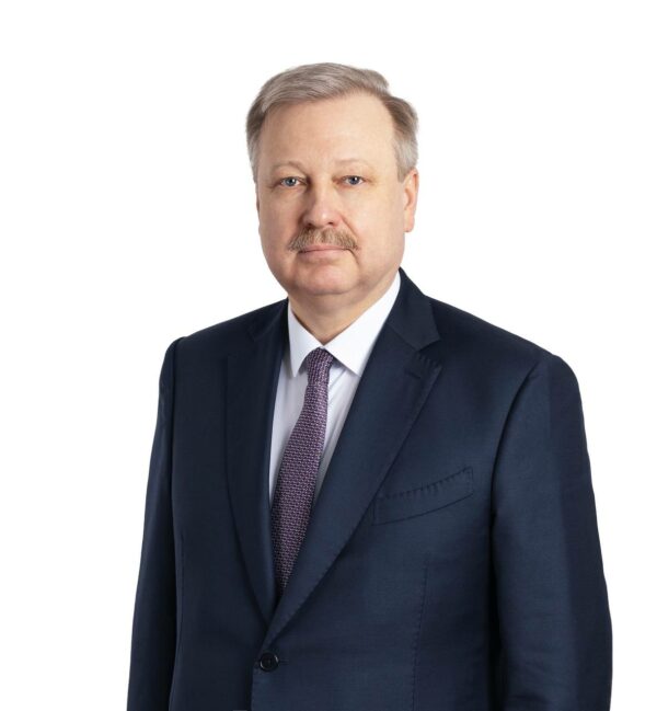 Поздравление от директора Президентской академии в Санкт-Петербурге с Днем знаний
