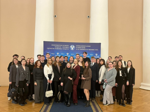 Студенты ФМОПИ приняли участие в пленарном заседании Межпарламентской ассамблеи СНГ