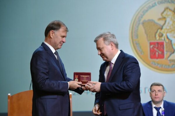 Директор Президентской академии в Петербурге награжден Почетным знаком Совета муниципальных образований Санкт-Петербурга