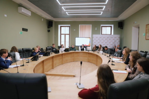 Развитие научно-популярного туризма обсудили на Молодежном евразийском форуме