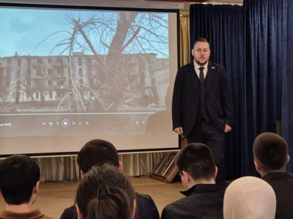 Кино о любви к Родине: в Президентской академии в Санкт-Петербурге состоялся масштабный показ документальных фильмов