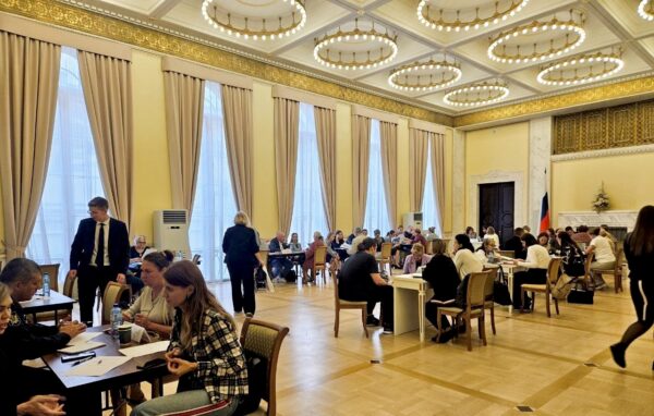 От теории к практике: студенты петербургского кампуса Академии провели юридические консультации для жителей Санкт-Петербурга и Ленобласти