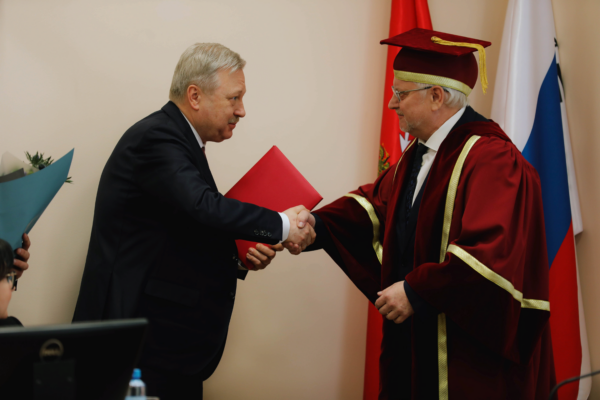 Глава МО Полюстрово Андрей Жабрев стал почетным профессором Президентской академии в Санкт-Петербурге