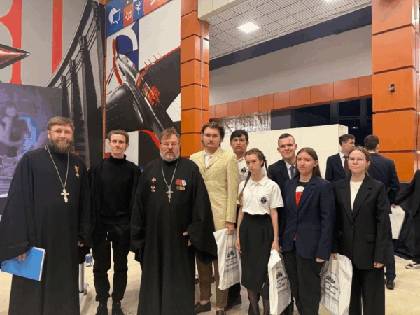 Преподаватели и студенты Президентской академии в Санкт-Петербурге приняли участие в Общественном антиэкстремистском форуме