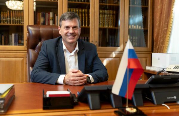 Поздравление ректора Алексея Комиссарова с Днем знаний