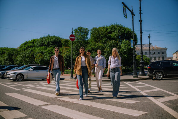 «Новоселье на Димитрова»: в общежитии Президентской академии в Петербурге тепло встретили первокурсников