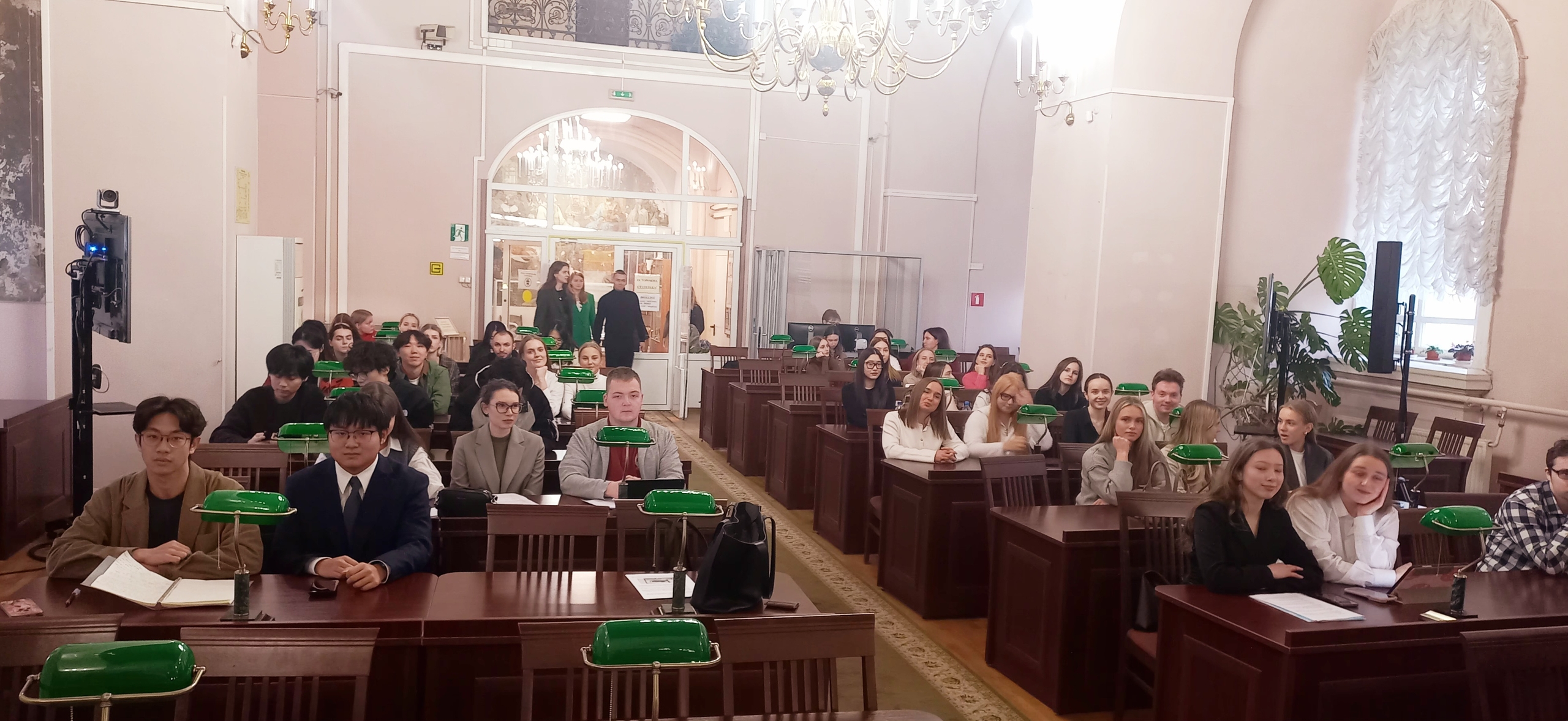 Работа молодежной секции «Smart Customs in Facilitating International Trade»