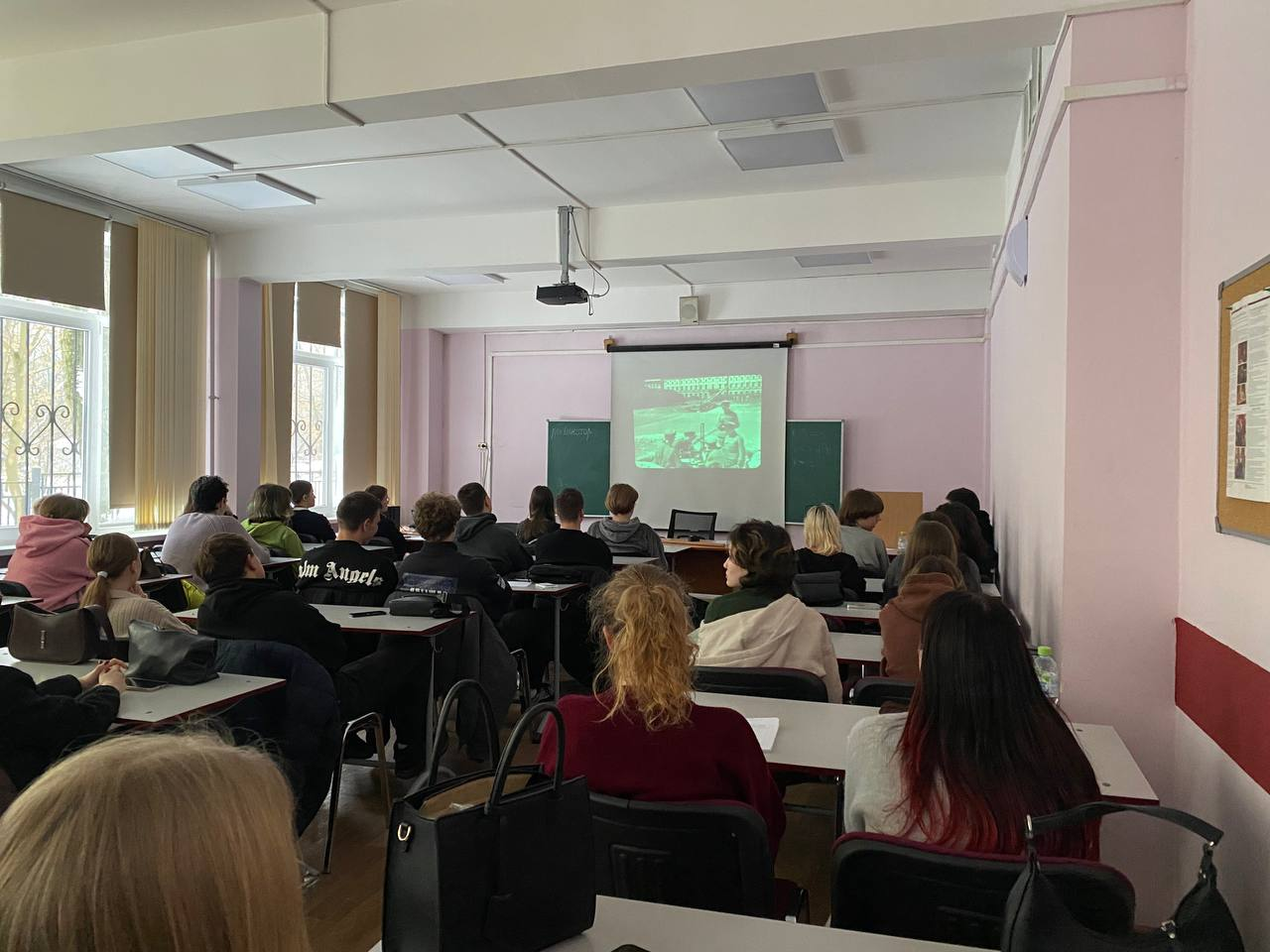 Показ документационного фильма «Блокадные фрески» на ФСПО