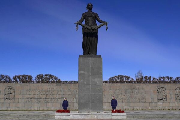 Студенты Президентской академии в Санкт-Петербурге стали участниками первой траурной церемонии в День памяти жертв геноцида