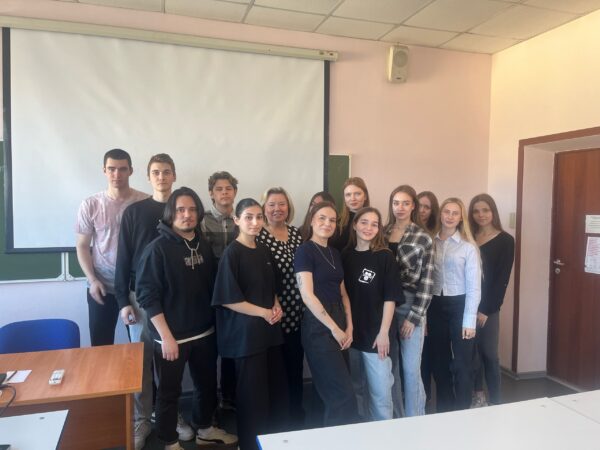 Уверенная речь как залог успешной защиты – в Президентской академии в Санкт-Петербурге прошел мастер-класс по публичному представлению научных результатов